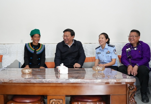 韩俊在四川调研时强调2 韩俊在四川调研时强调2