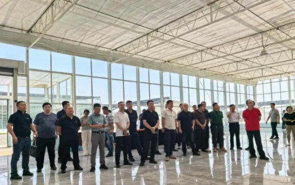 蒙东地区农牧业招商引资座谈会在赤峰市召开2