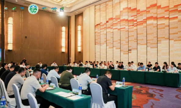 蒙东地区农牧业招商引资座谈会在赤峰市召开